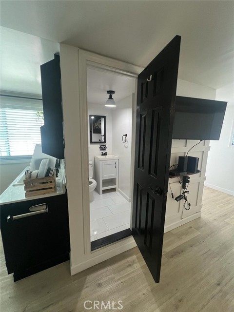 Detail Gallery Image 7 of 10 For 5461 Repetto Ave #STUDIO,  East Los Angeles,  CA 90022 - 0 Beds | 1 Baths