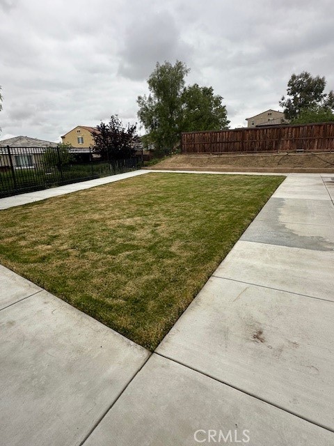 30728 Loring Park Circle, Menifee CA: https://media.crmls.org/medias/6cebcf44-4160-4eb4-b029-e29019a72377.jpg