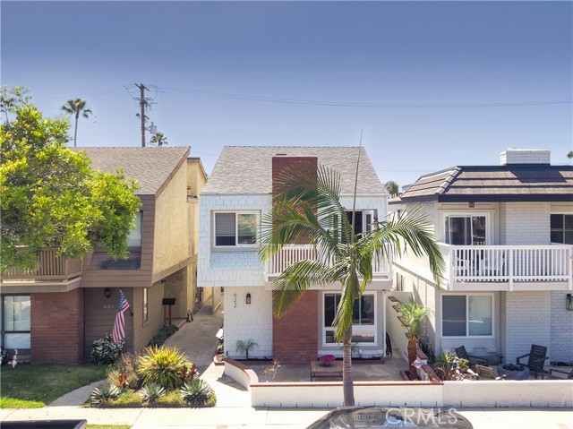 Detail Gallery Image 1 of 29 For 622 20th St, Huntington Beach,  CA 92648 - 3 Beds | 2/1 Baths