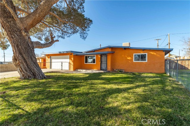 Detail Gallery Image 2 of 53 For 15921 Melva, Mojave,  CA 93501 - 3 Beds | 2 Baths