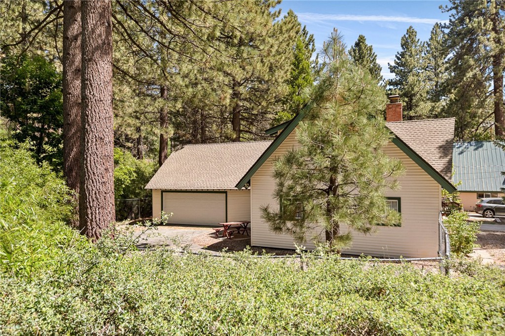 33712 Green Valley Lake Road