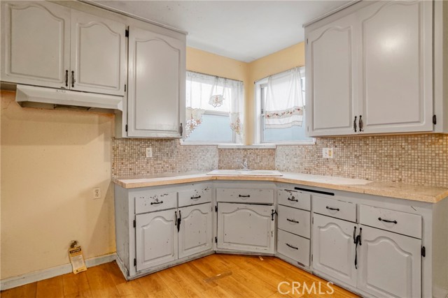 Detail Gallery Image 9 of 49 For 10807 Compton Ave, Los Angeles,  CA 90059 - – Beds | – Baths