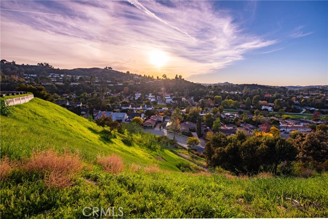 Detail Gallery Image 15 of 19 For 34 Torreon Dr, Woodland Hills,  CA 91364 - – Beds | – Baths