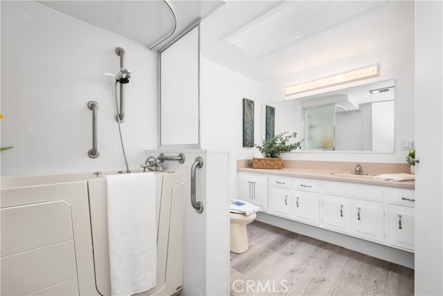 Detail Gallery Image 26 of 69 For 1232 Golden Rain Rd 71a,  Seal Beach,  CA 90740 - 2 Beds | 1 Baths