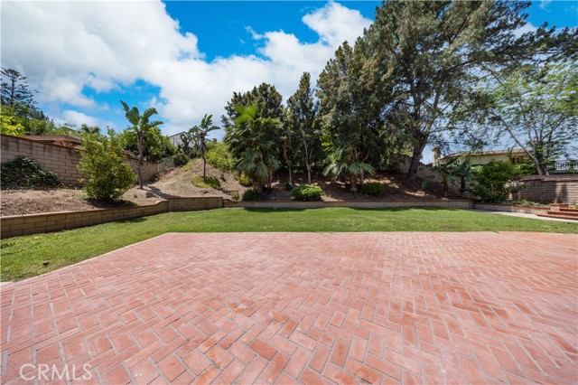 Image 34 of 42 For 621 Foxhaven Place