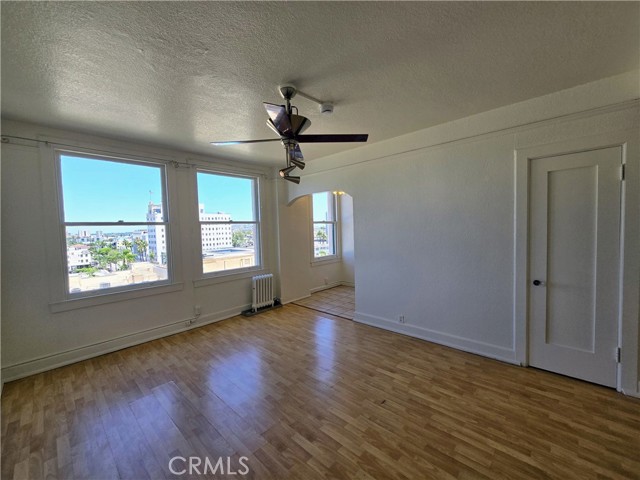 455 E Ocean Blvd, Long Beach CA: https://media.crmls.org/medias/6cf215f5-50c3-476e-8c81-b793389fe8e9.jpg