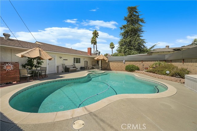 Detail Gallery Image 6 of 43 For 3260 Vista Way, Hemet,  CA 92544 - 4 Beds | 2/1 Baths