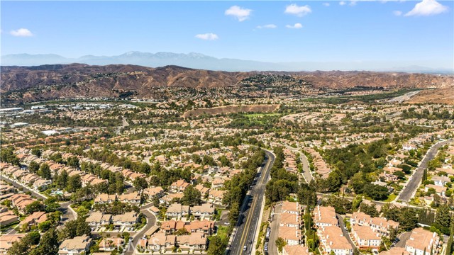 Detail Gallery Image 44 of 46 For 8035 E Treeview Ct, Anaheim,  CA 92808 - 3 Beds | 2/1 Baths