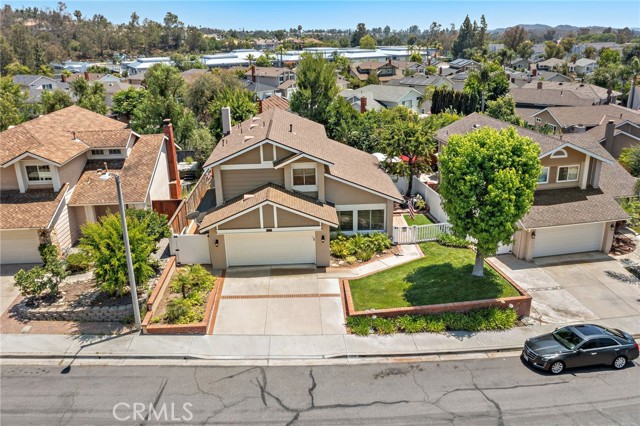 32042 Pleasant Glen Road, Rancho Santa Margarita CA: https://media.crmls.org/medias/6cf34274-c638-43ff-aa31-df4a9f168412.jpg