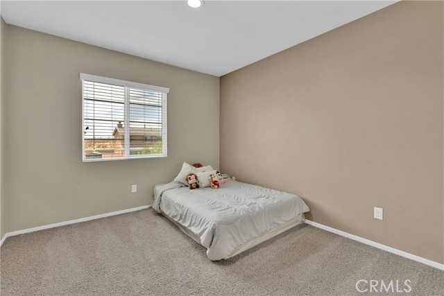 10562 Chevron Court, Adelanto CA: https://media.crmls.org/medias/6cf417cf-c6d3-4562-90ba-0b31d34375bd.jpg