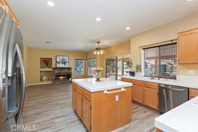 39741 Jacaranda Court, Temecula CA: https://media.crmls.org/medias/6cf4a5b7-ae85-410f-89b8-1eb8c83c38cb.jpg