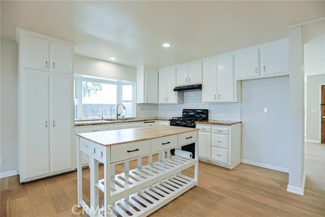 Detail Gallery Image 19 of 49 For 9411 Russell, Garden Grove,  CA 92844 - 3 Beds | 2 Baths