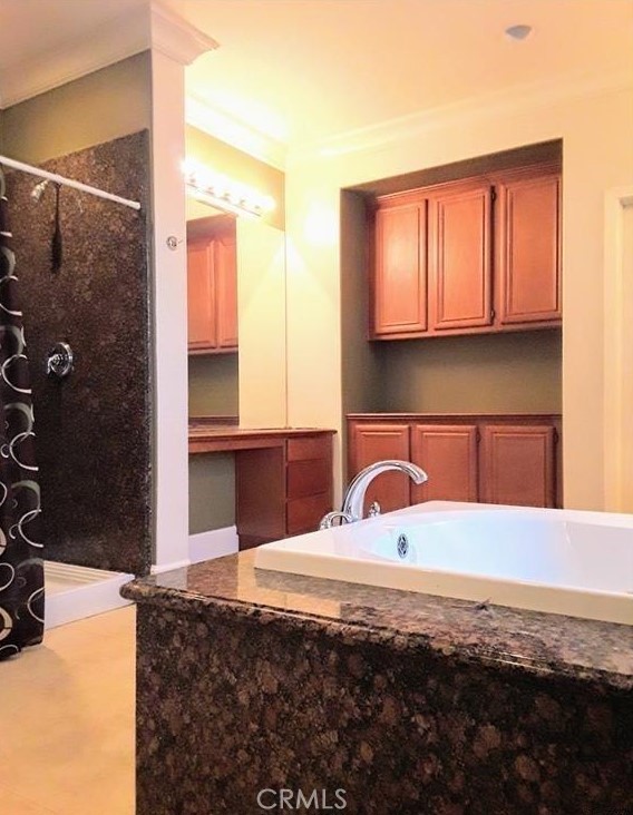 Detail Gallery Image 21 of 26 For 12701 Palm View Way, Riverside,  CA 92503 - 4 Beds | 3/1 Baths