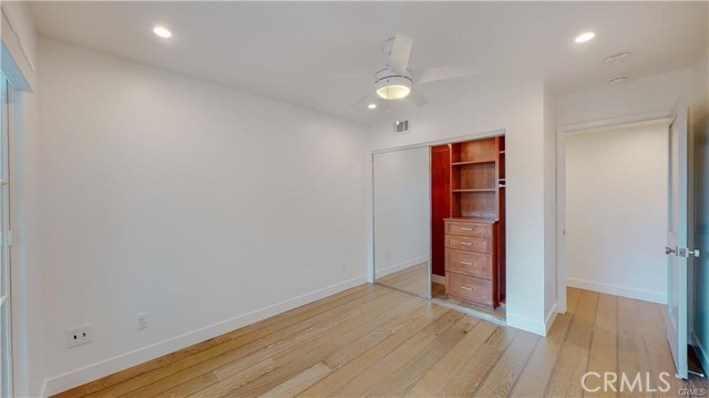 Detail Gallery Image 42 of 50 For 3119 Mesa Verde Dr, Burbank,  CA 91504 - 4 Beds | 3 Baths