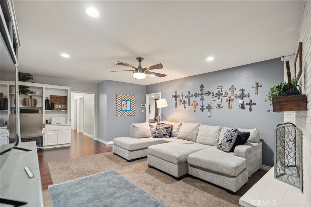 6Cf59D41 4E8E 425B A3D8 Ba257844E8D1 1811 Country Club, Bakersfield, Ca 93306 &Lt;Span Style='BackgroundColor:transparent;Padding:0Px;'&Gt; &Lt;Small&Gt; &Lt;I&Gt; &Lt;/I&Gt; &Lt;/Small&Gt;&Lt;/Span&Gt;