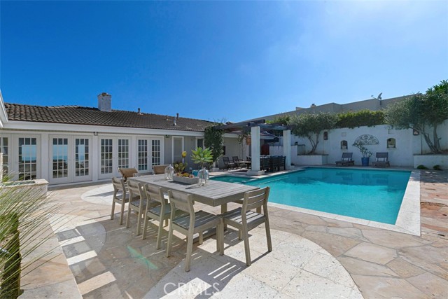 Detail Gallery Image 18 of 22 For 609 Seaward, Corona Del Mar,  CA 92625 - 4 Beds | 3 Baths