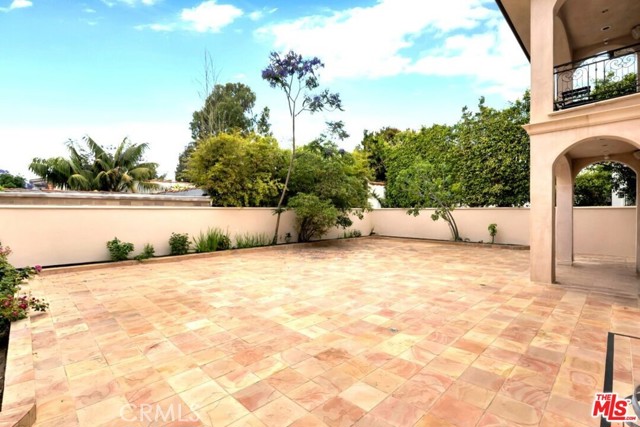 10517 Blythe Avenue, Los Angeles CA: https://media.crmls.org/medias/6cf740ad-9c62-4f91-b446-05c66526404f.jpg