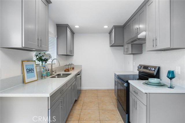13301 Verde Street, Garden Grove CA: https://media.crmls.org/medias/6cf7476b-769a-44a6-86ee-ff18913d0d07.jpg