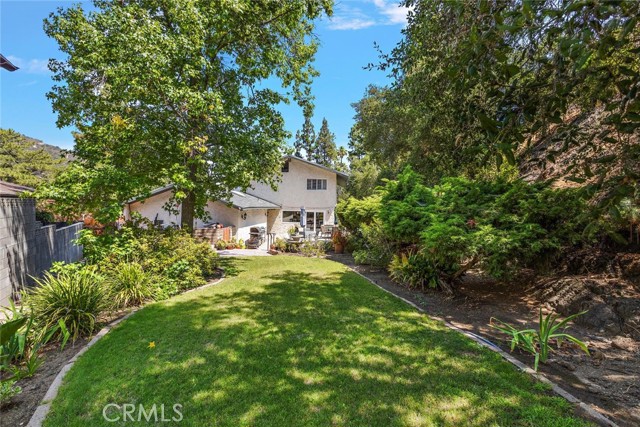 Detail Gallery Image 24 of 30 For 3616 Mesa Lila Ln, Glendale,  CA 91208 - 5 Beds | 3/1 Baths