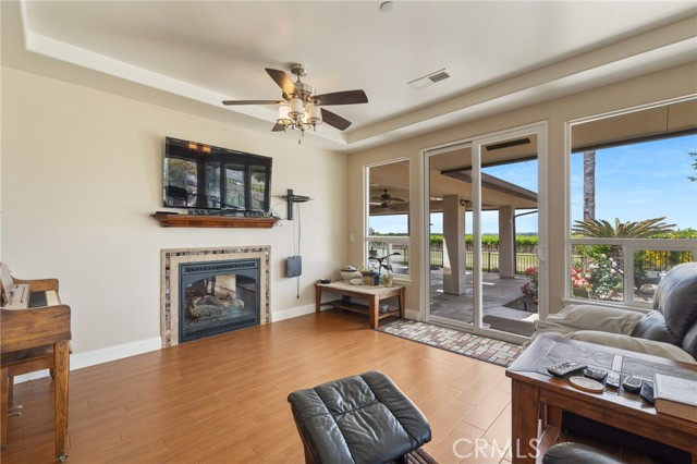 38792 Comanche Point Road, Arvin CA: https://media.crmls.org/medias/6cf8792a-a08a-467e-b27f-bd462c5141dd.jpg