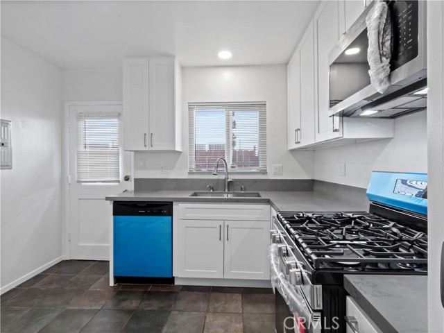 Detail Gallery Image 14 of 41 For 4918 1/2 Tujunga Ave, North Hollywood,  CA 91601 - 2 Beds | 1 Baths