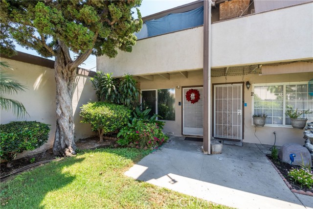 Image 2 for 521 S Lyon St #1, Santa Ana, CA 92701