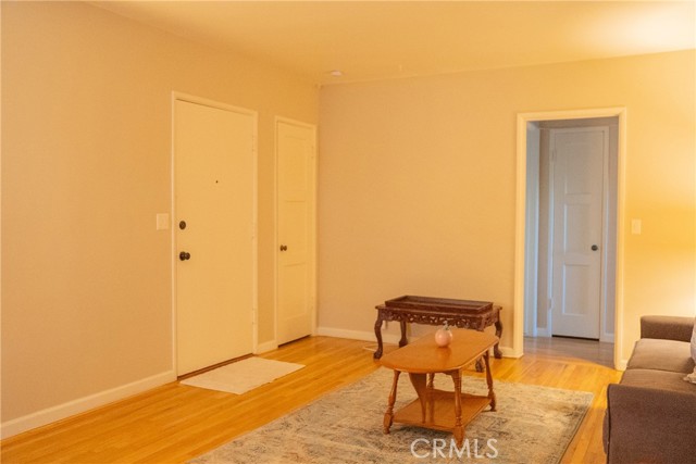 400 N Lee Avenue, Fullerton CA: https://media.crmls.org/medias/6cf9666f-efb6-4551-85ca-653cae38b967.jpg