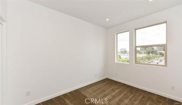 Detail Gallery Image 11 of 20 For 331 Placemark, Irvine,  CA 92614 - 2 Beds | 2/1 Baths