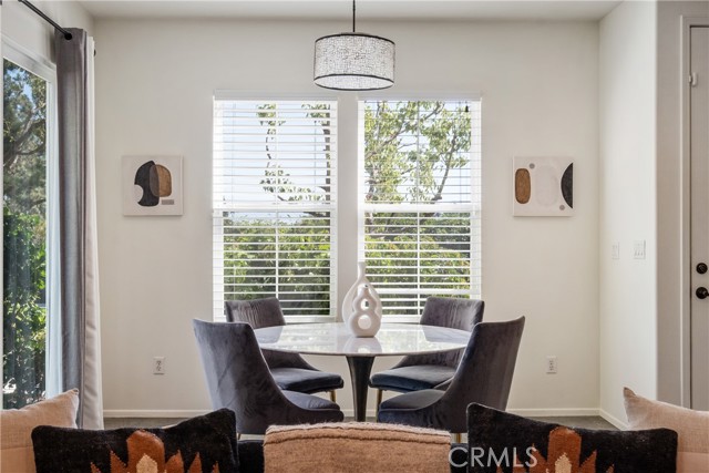 Detail Gallery Image 8 of 34 For 3351 via Trentino, Costa Mesa,  CA 92626 - 3 Beds | 2/1 Baths