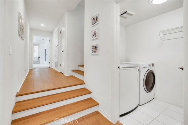 1021 Avenue D, Redondo Beach, California 90277, 4 Bedrooms Bedrooms, 0 ,2 BathroomsBathrooms,Residential,For Sale,Avenue D,0,SB26127548