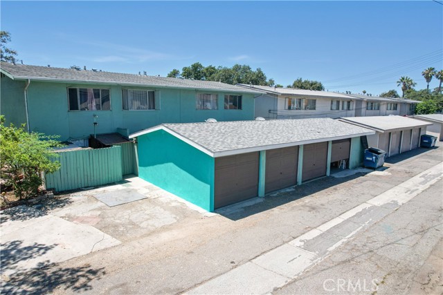 Detail Gallery Image 6 of 7 For 2729 S Rosewood Ave, Santa Ana,  CA 92707 - – Beds | – Baths