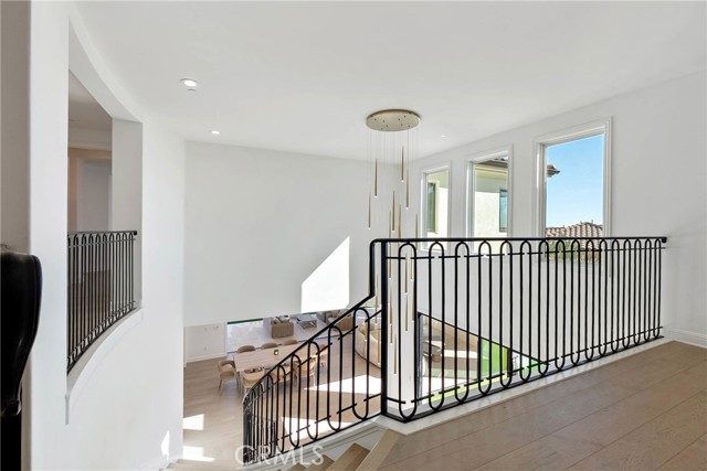 Image 16 of 66 For 20448 Liverpool Way
