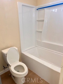 Detail Gallery Image 6 of 8 For 3810 W Valencia #D,  Fullerton,  CA 92833 - 2 Beds | 1/1 Baths