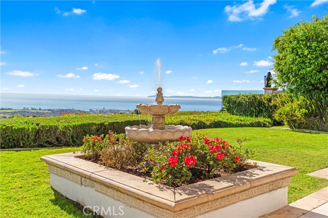 Detail Gallery Image 12 of 37 For 23 San Mateo Way, Corona Del Mar,  CA 92625 - 5 Beds | 3 Baths