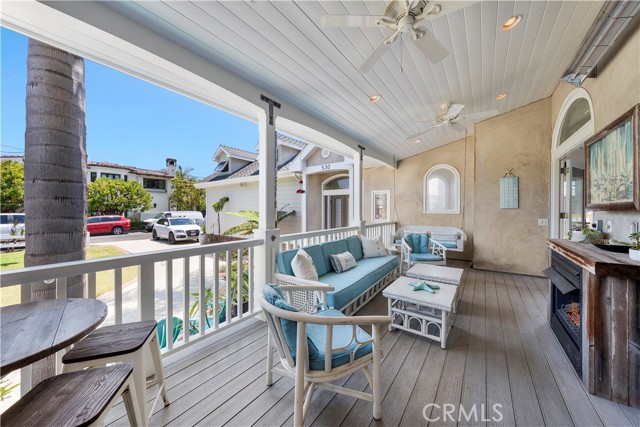 530 24th Street, Hermosa Beach CA: https://media.crmls.org/medias/6cfdccfd-923d-4a0f-a4e1-882e0664a453.jpg