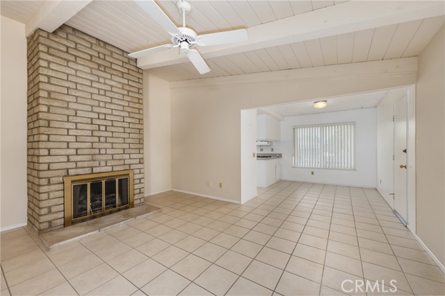 Detail Gallery Image 3 of 22 For 526 Nottingham Dr, Redlands,  CA 92373 - 4 Beds | 2 Baths