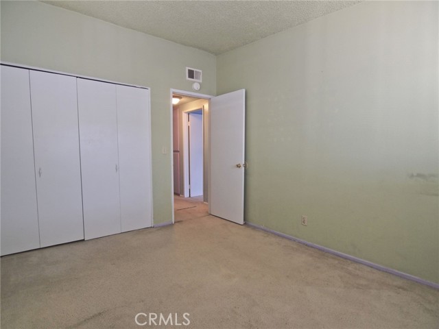 601 S Newhope Street, Santa Ana CA: https://media.crmls.org/medias/6cfe10f0-ab15-4fc2-913b-4d002c1cd95b.jpg