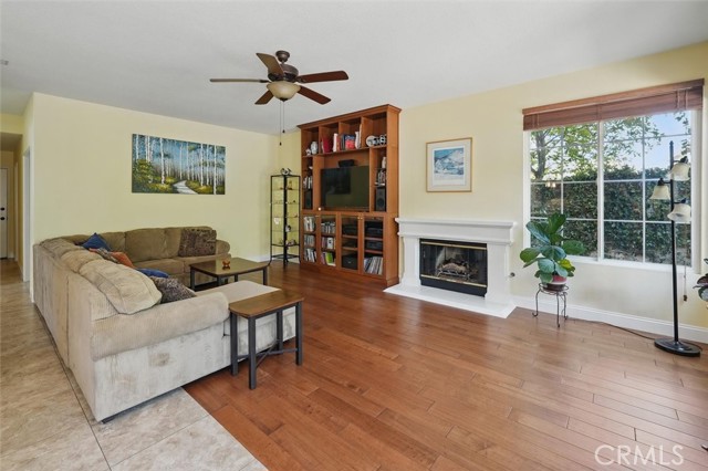 23405 Winslow Place, Valencia CA: https://media.crmls.org/medias/6cff8635-69f4-488c-a0aa-a0e8ddebfab5.jpg