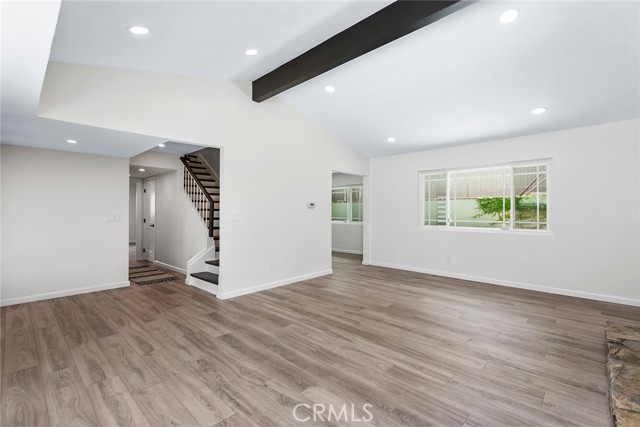 22796 Avenue San Luis, Woodland Hills (los Angeles), CA, 91364 22796 Avenue San Luis, Woodland Hills (los Angeles), CA, 91364