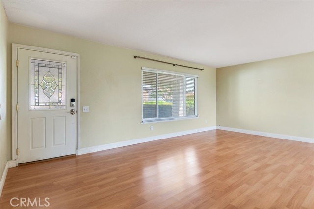 Detail Gallery Image 4 of 29 For 6193 Promontory Ln, Riverside,  CA 92506 - 4 Beds | 2/1 Baths
