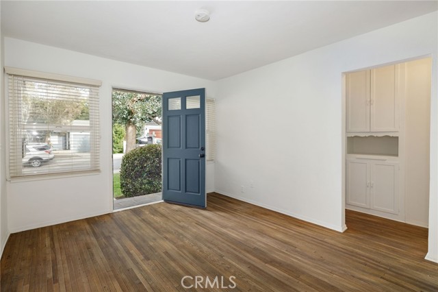 2905 Oak Avenue, Manhattan Beach, California 90266, 2 Bedrooms Bedrooms, ,1 BathroomBathrooms,Residential,Sold,Oak,SB24125478