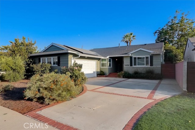 13040 Delano Street photo 1