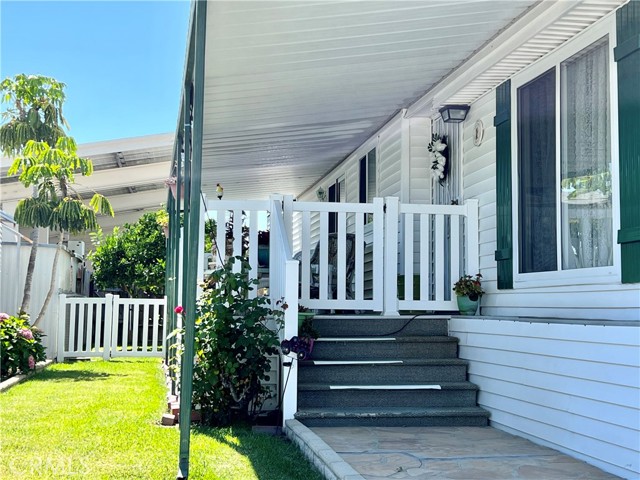 MLS# OC23132817