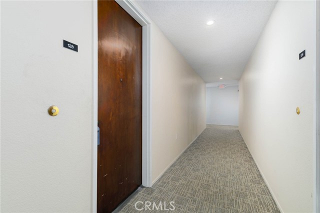 4080 Via Marisol, Los Angeles CA: https://media.crmls.org/medias/6d0249ab-eae1-4774-b66a-d5d734fa14b0.jpg