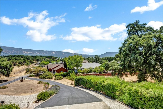 4445 Eucalyptus Avenue, Lakeport CA: https://media.crmls.org/medias/6d0272e7-755d-49ae-b559-6f495dd05d83.jpg
