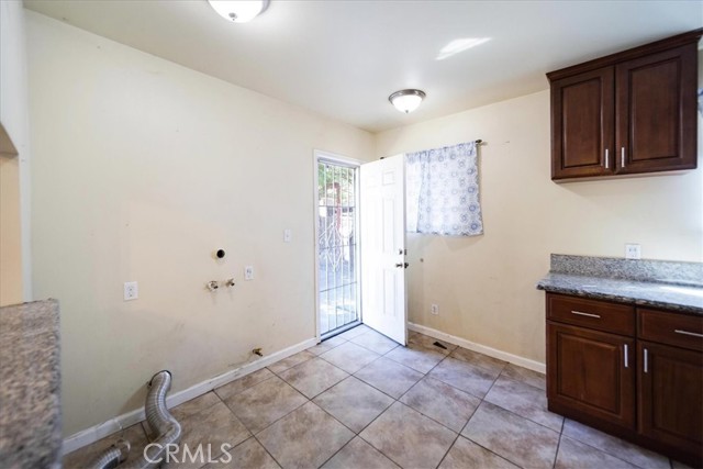 Detail Gallery Image 11 of 25 For 264 East Orange, San Bernardino,  CA 92410 - 3 Beds | 2 Baths