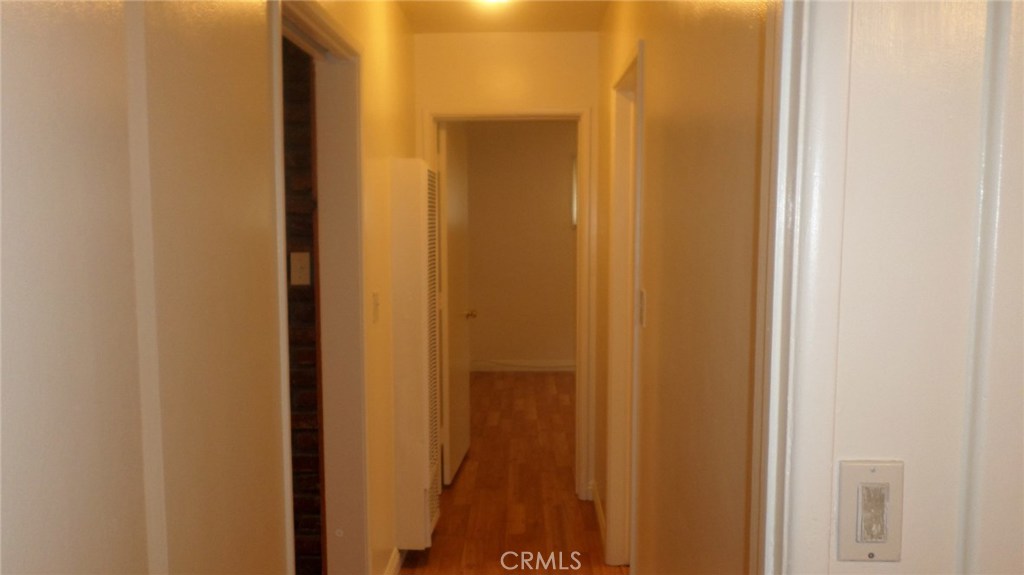 https://media.crmls.org/medias/6d02a39d-46f3-4a2b-a02f-1bbff2cbfeba.jpg?preset=X-Large