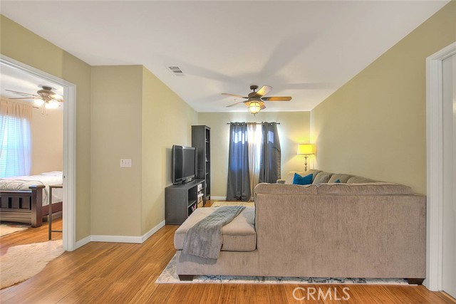Detail Gallery Image 30 of 58 For 16278 Pablo Creek Ln, Fontana,  CA 92336 - 3 Beds | 2/1 Baths