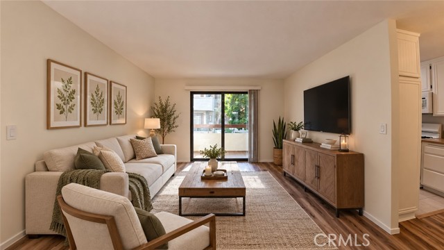 Front Image Thumbnail for CRSR26220977