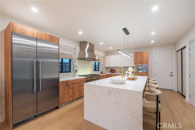 Detail Gallery Image 8 of 49 For 422 20th St, Huntington Beach,  CA 92648 - 3 Beds | 4/1 Baths